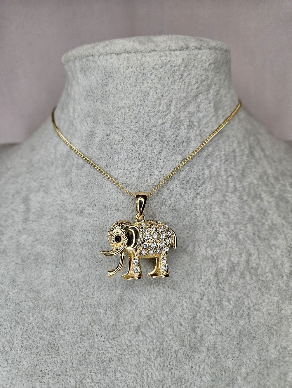 Gold Tone Pave Rhinestone Elephant Pendant Necklace 32"